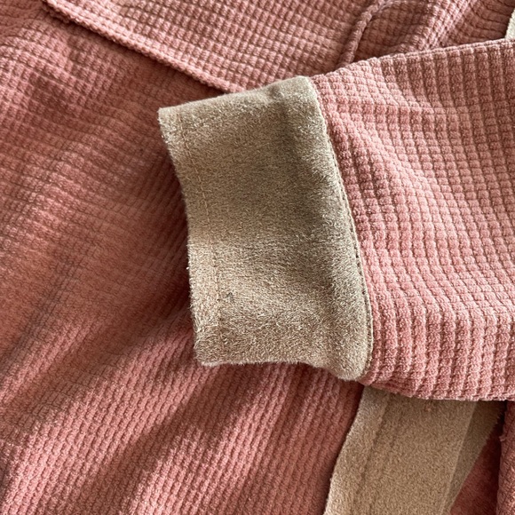 Longsleeve button up shirts very heavy Great for winter. - Picture 5 of 10